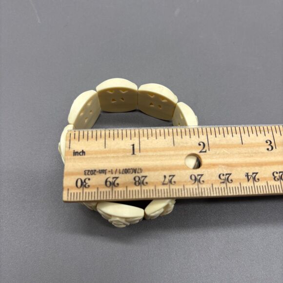 Avon Gracious Tulips Bracelet 1982 Vintage Celluloid Carved Plastic Stretch 7" - Picture 6 of 7